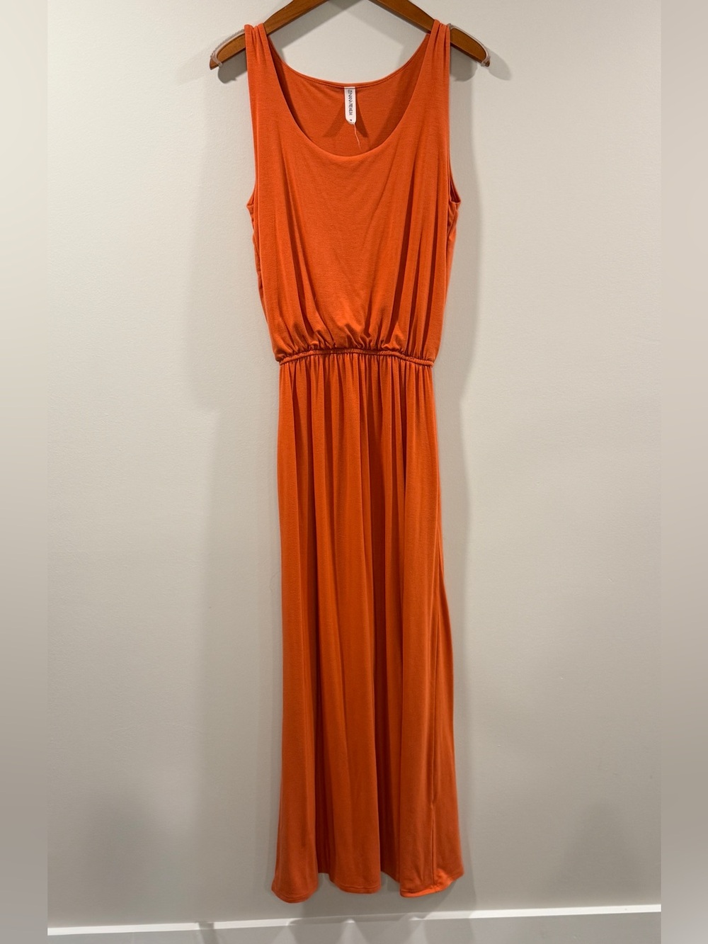 Zenana Outfitters Women’s Orange Sleeveless Maxi Dress with Pockets Size M